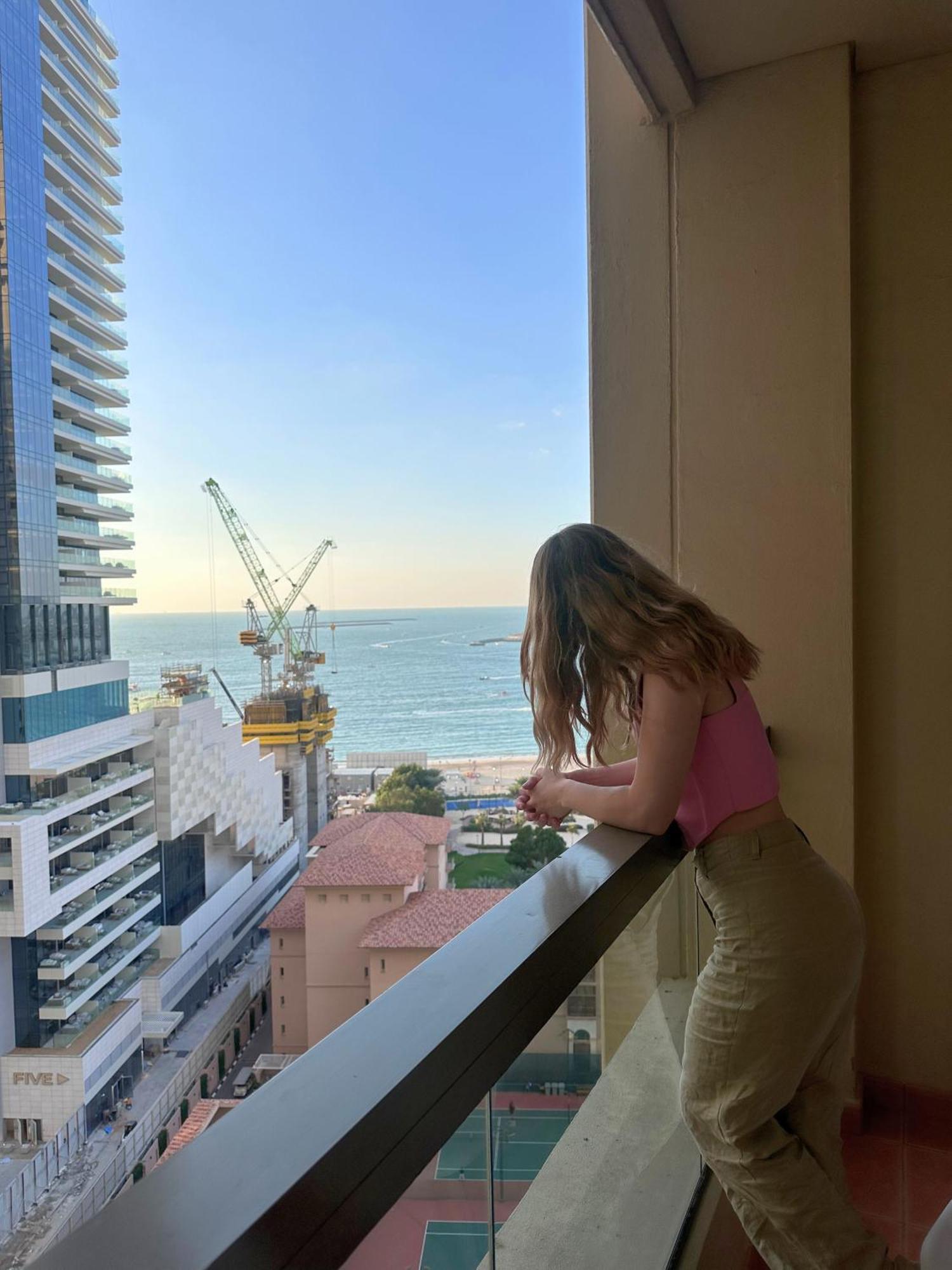 Arabian Nights Beach Hostel Dubai Esterno foto