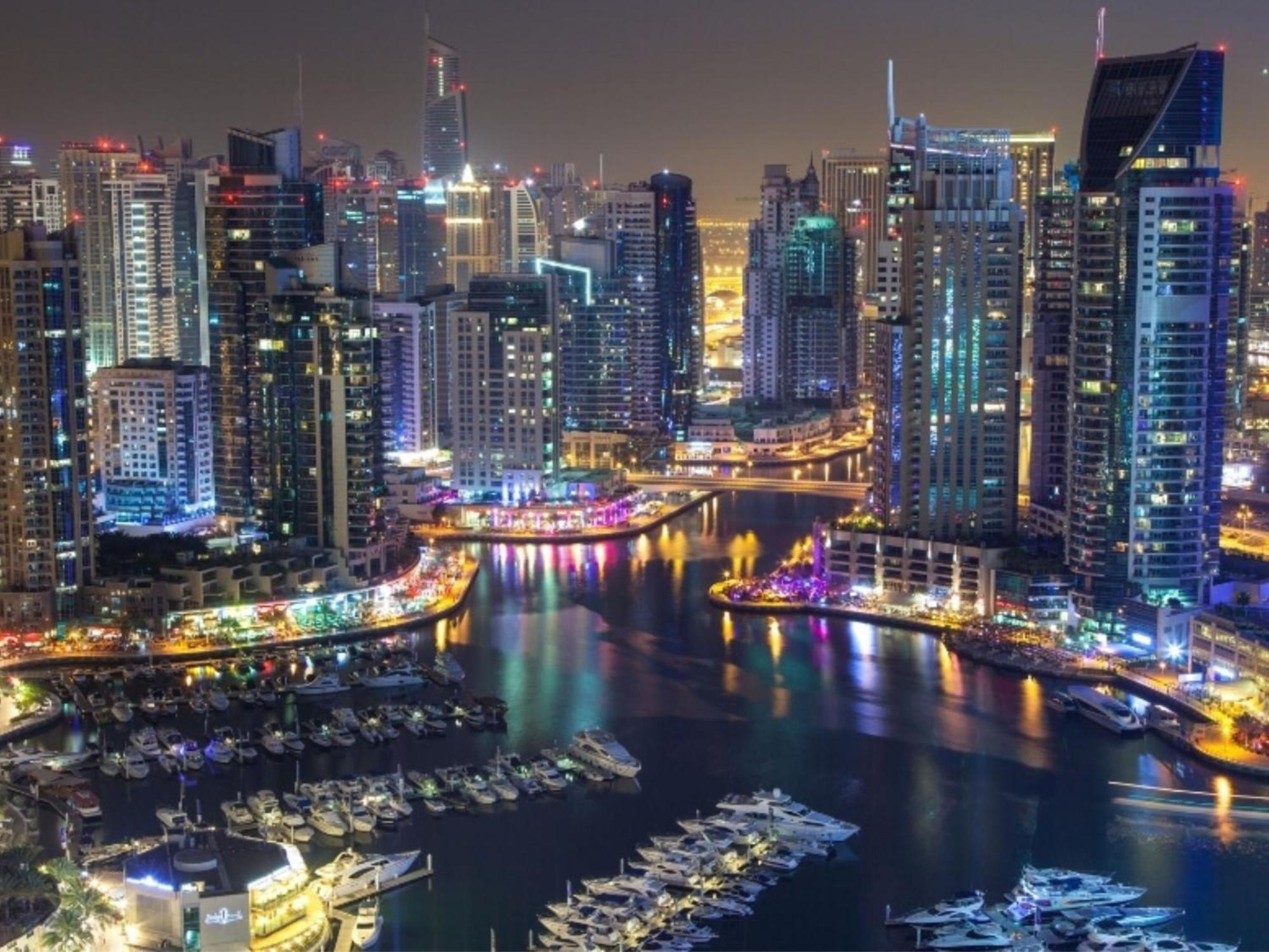 Arabian Nights Beach Hostel Dubai Esterno foto