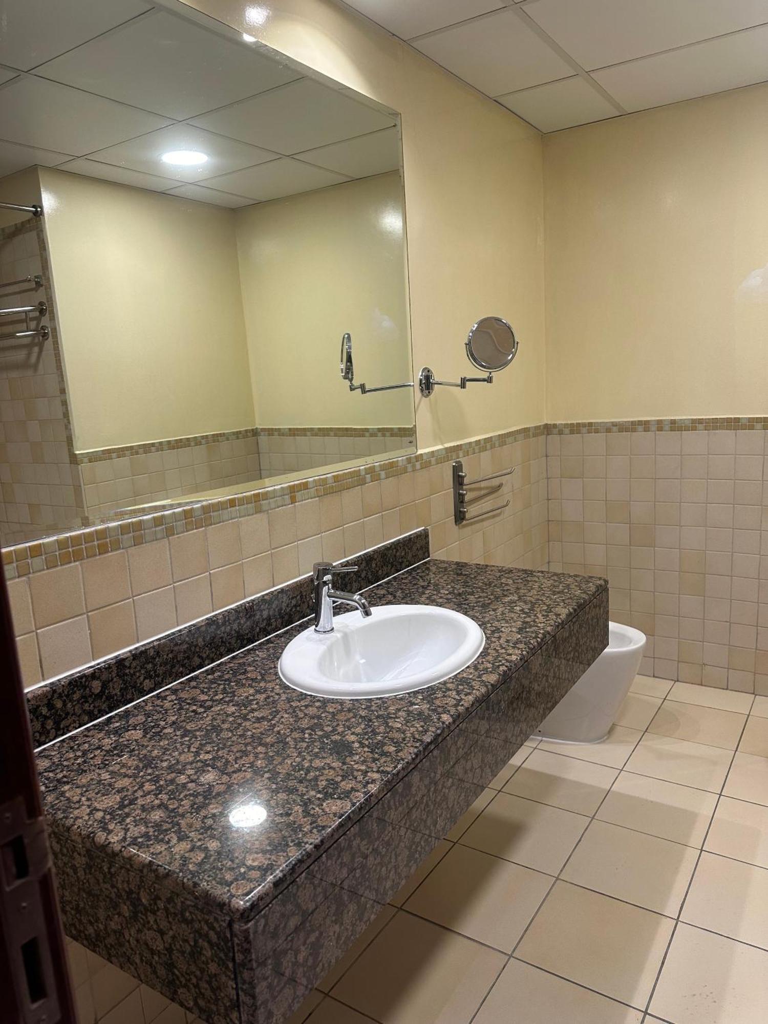 Arabian Nights Beach Hostel Dubai Esterno foto