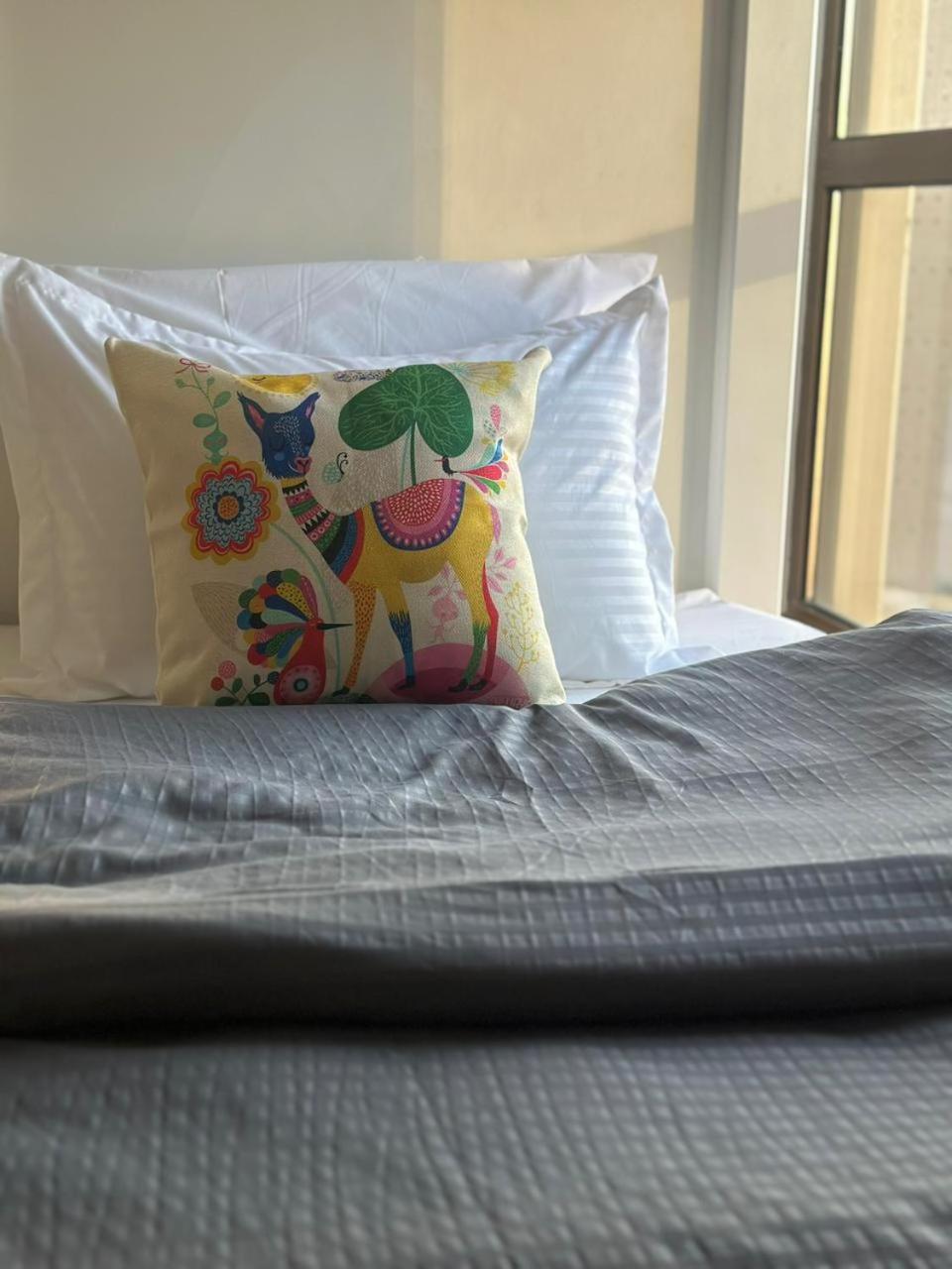 Arabian Nights Beach Hostel Dubai Esterno foto