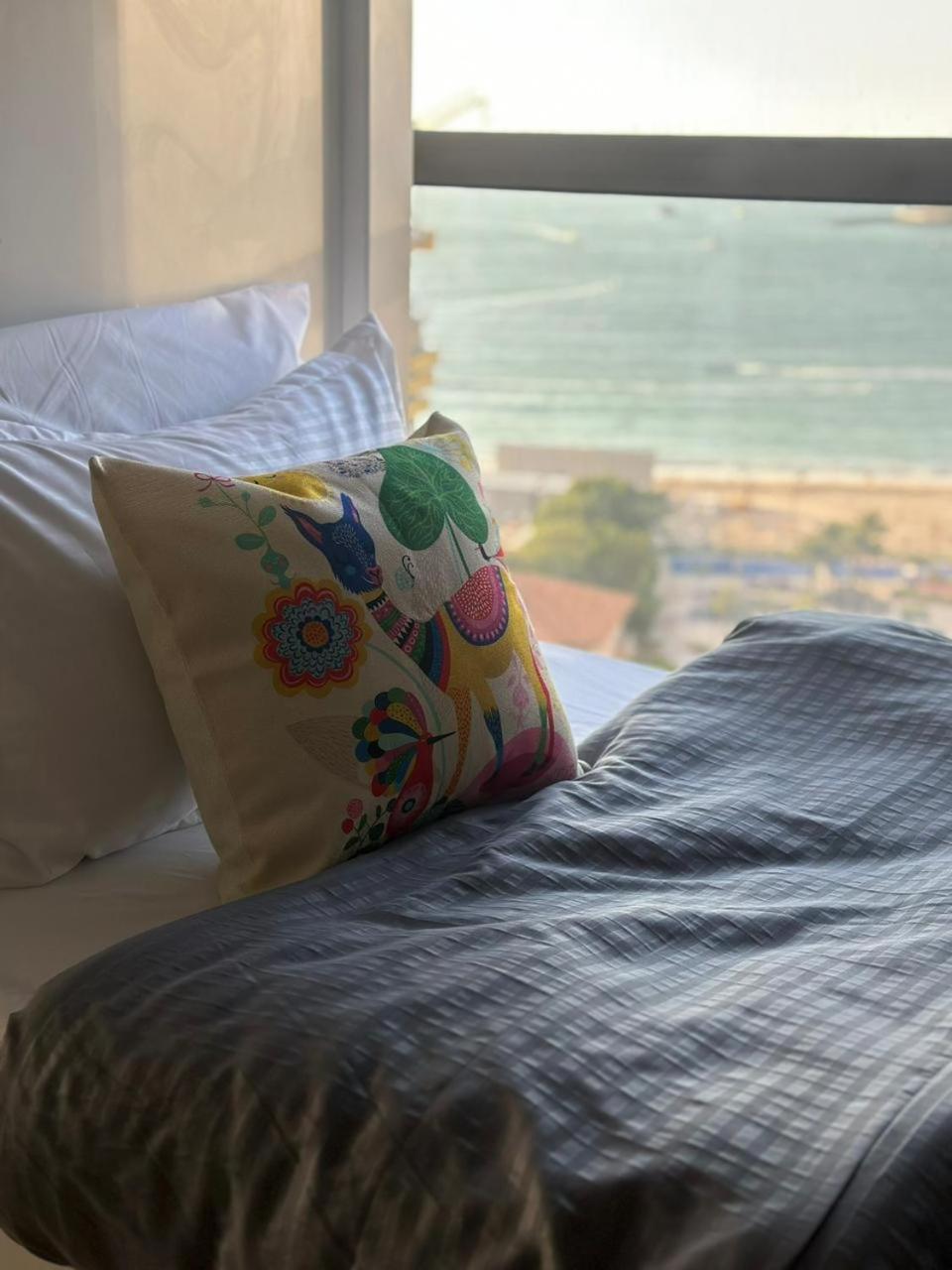 Arabian Nights Beach Hostel Dubai Esterno foto
