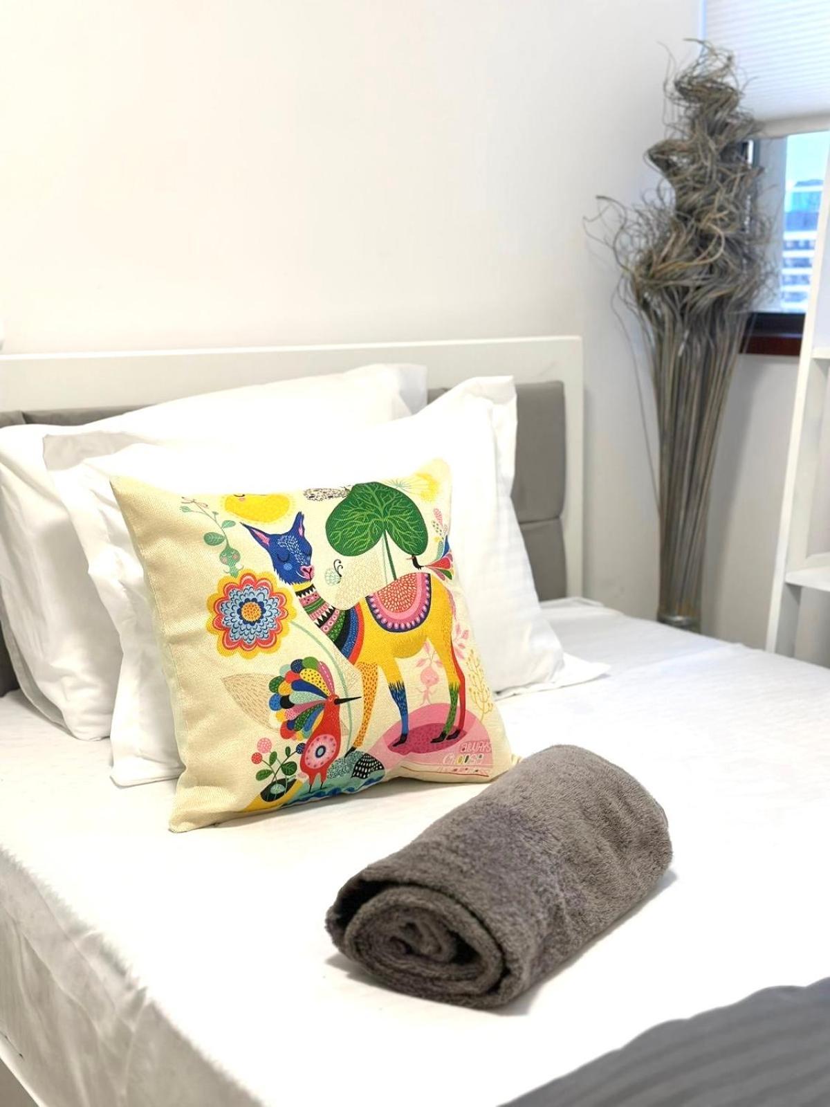 Arabian Nights Beach Hostel Dubai Esterno foto
